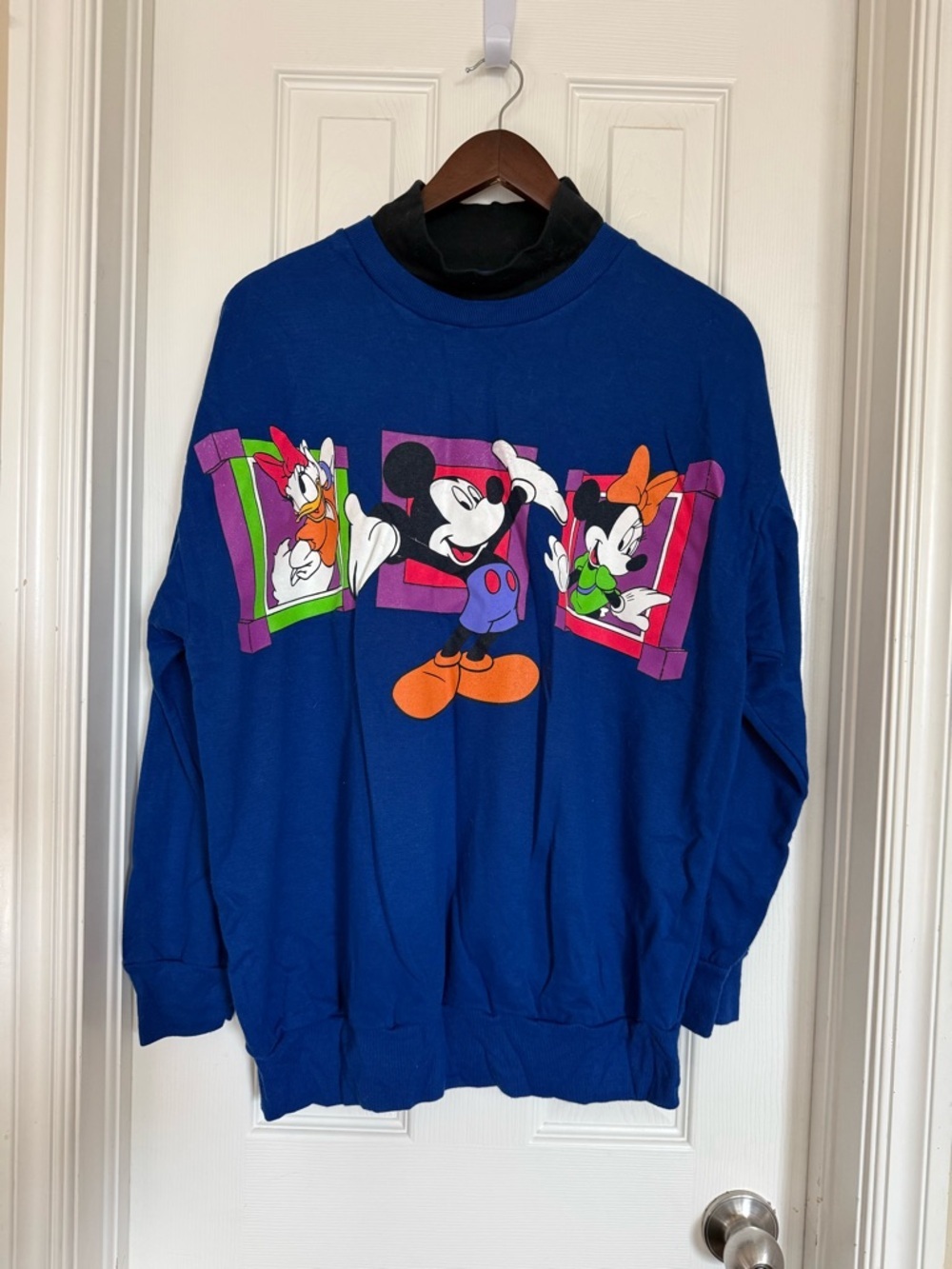 Vintage Disney Mickey Unlimited 90s Graphic Sweatshirt Mickey Minnie Daisy Blue